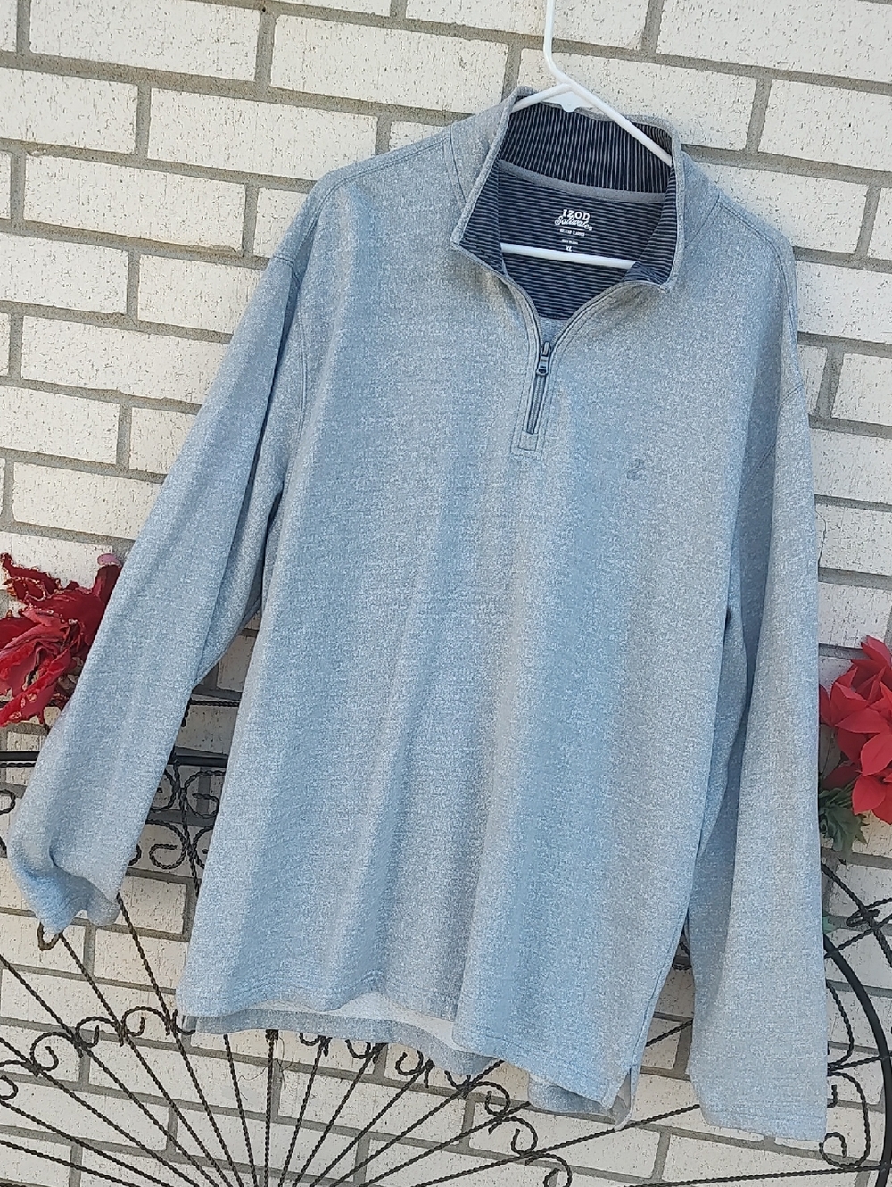 Izod Light Gray Pullover